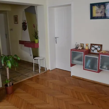 Apartment Mumin 1 *